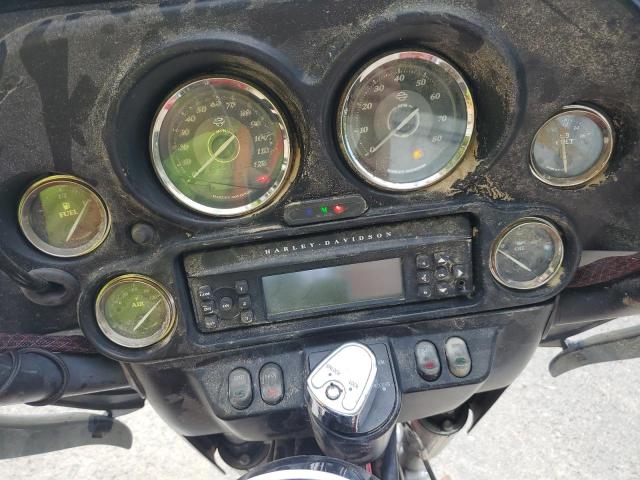 2011 HARLEY-DAVIDSON FLHTK - 1HD1KEM1XBB629446