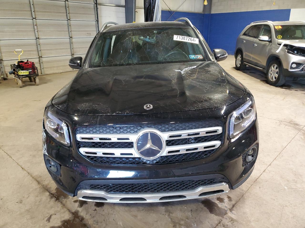 Lot #2952936831 2022 MERCEDES-BENZ GLB 250 4M