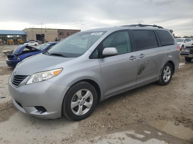 VIN 5TDKK3DC5DS296970 2013 Toyota Sienna, LE no.1