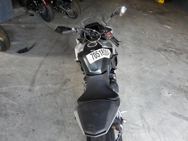 2024 SUZUKI GSX800 F JS1EM13BXR7103342
