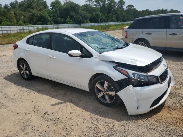 VIN 3KPFL4A74JE274413 2018 KIA Forte, LX no.4