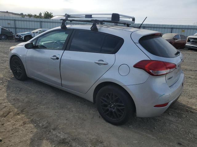 VIN KNAFK5A8XG5598548 2016 KIA Forte, LX no.2