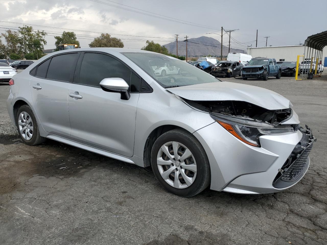 Lot #2988910574 2020 TOYOTA COROLLA LE