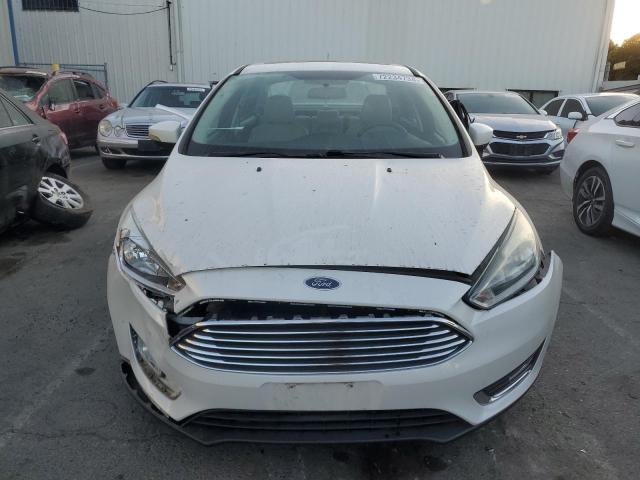 VIN 1FADP3J2XFL222329 2015 Ford Focus, Titanium no.5