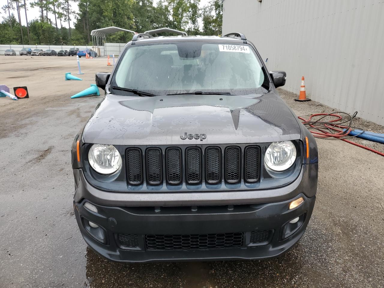 Lot #2881345499 2017 JEEP RENEGADE L