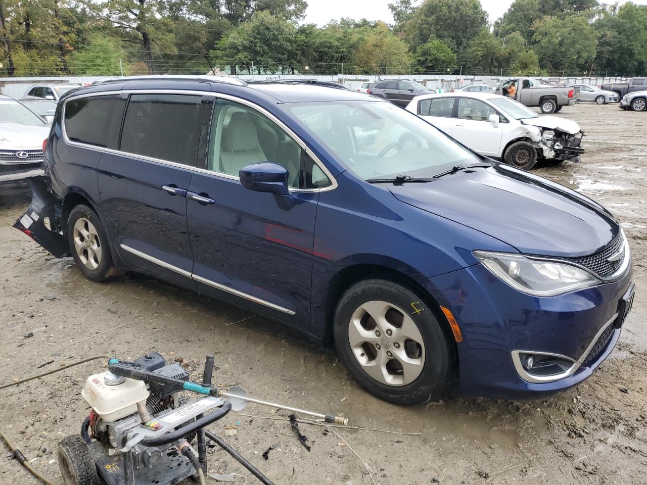 Lot #2944592314 2017 CHRYSLER PACIFICA T