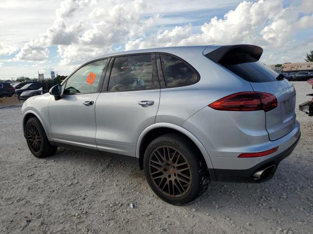 VIN WP1AA2A26HKA87298 2017 Porsche Cayenne no.2