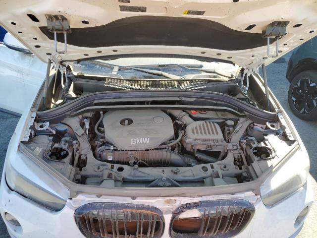 VIN WBXHU7C33H5H38675 2017 BMW X1 no.12