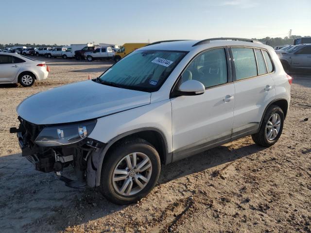 VIN WVGAV7AX6HK025068 2017 Volkswagen Tiguan, S no.1