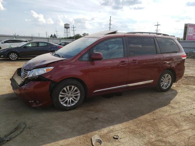 TOYOTA SIENNA XLE