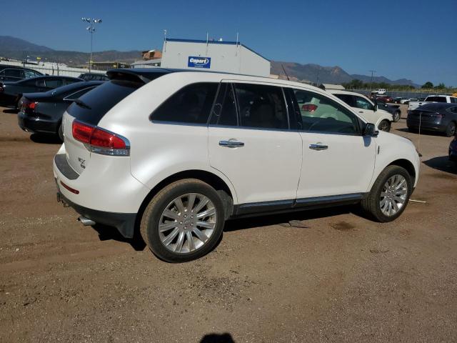 VIN 2LMDJ8JK6EBL17980 2014 Lincoln MKX no.3