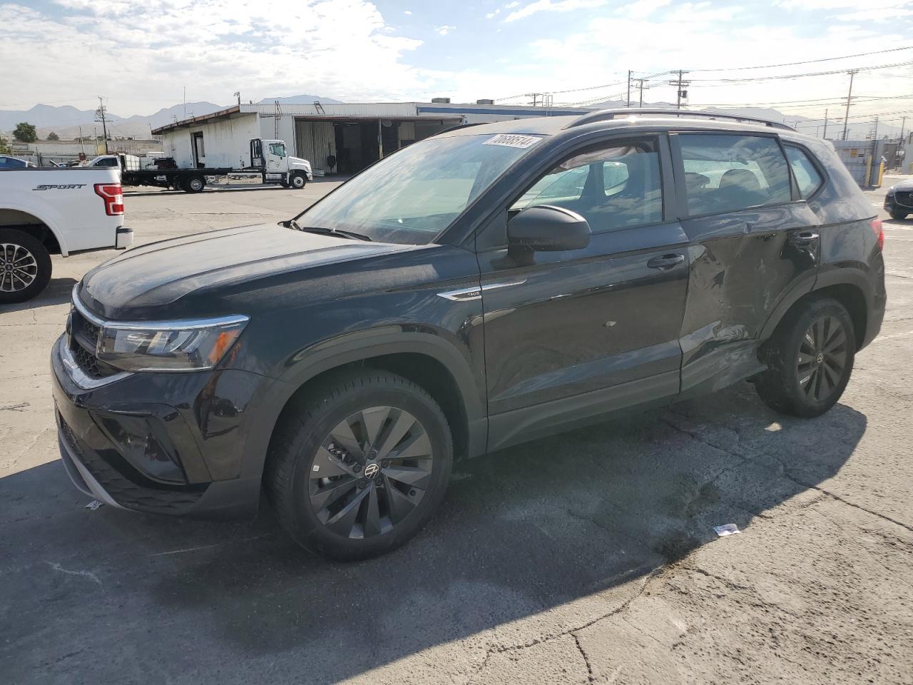 VOLKSWAGEN TAOS S