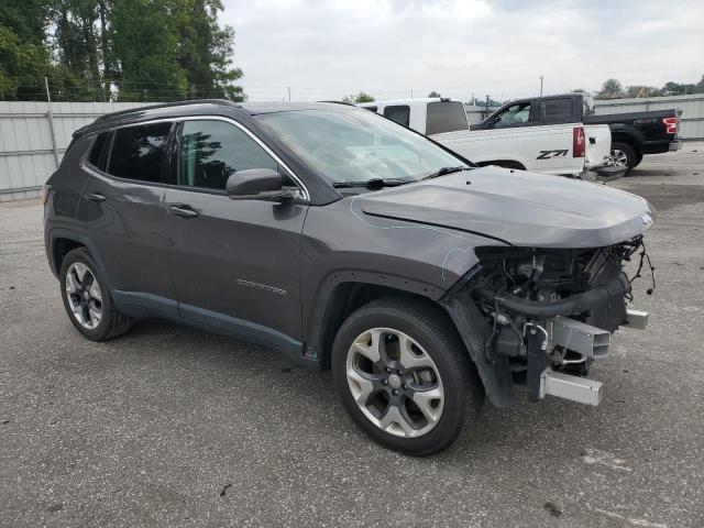 VIN 3C4NJCCB0JT488470 2018 Jeep Compass, Limited no.4