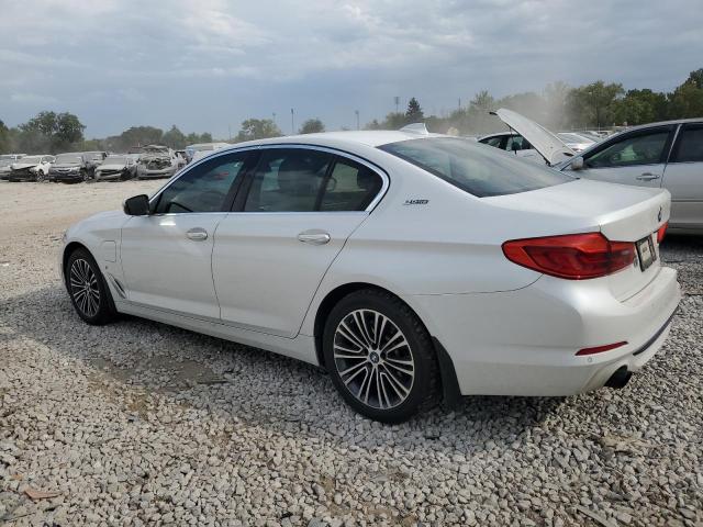 VIN WBAJB1C50JB374526 2018 BMW 5 Series, 530XE no.2