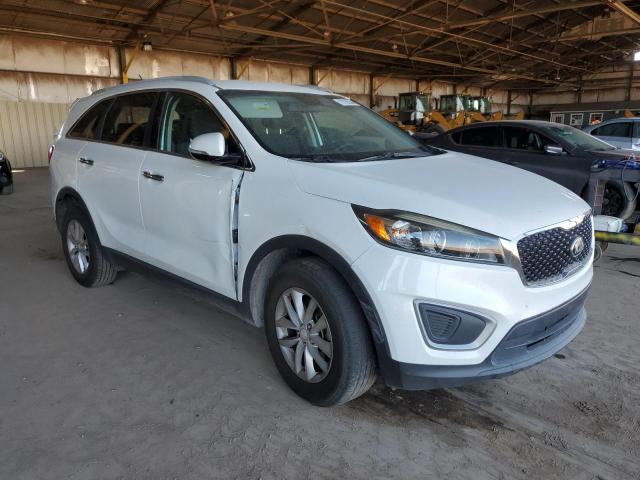 VIN 5XYPG4A39GG133421 2016 KIA Sorento, LX no.4