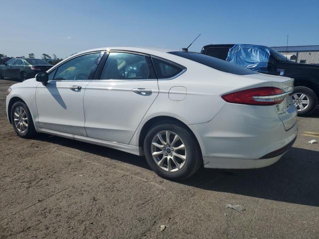 VIN 3FA6P0G7XHR352965 2017 Ford Fusion, S no.2