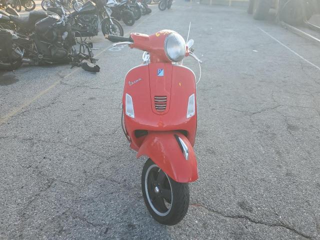 2010 VESPA GTS 300 SU ZAPM459L5A5701278