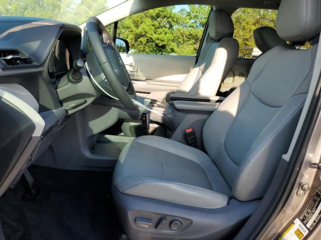 2021 TOYOTA SIENNA XLE - 5TDYRKEC1MS028108