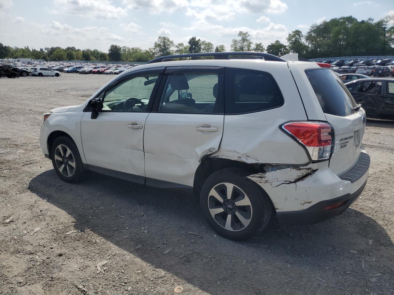 Lot #3009149362 2017 SUBARU FORESTER 2