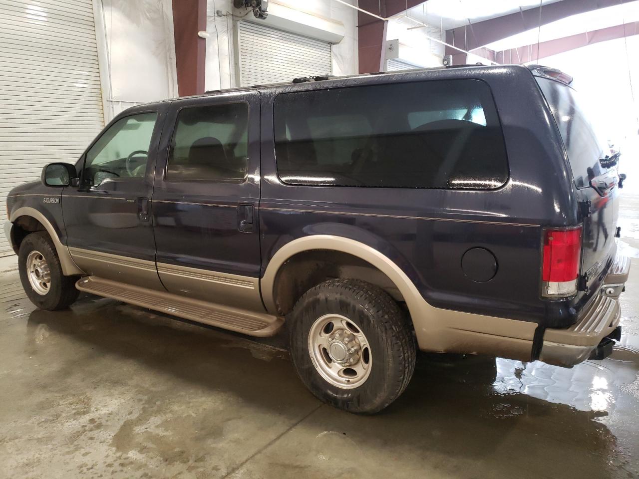 Lot #2993909308 2000 FORD EXCURSION