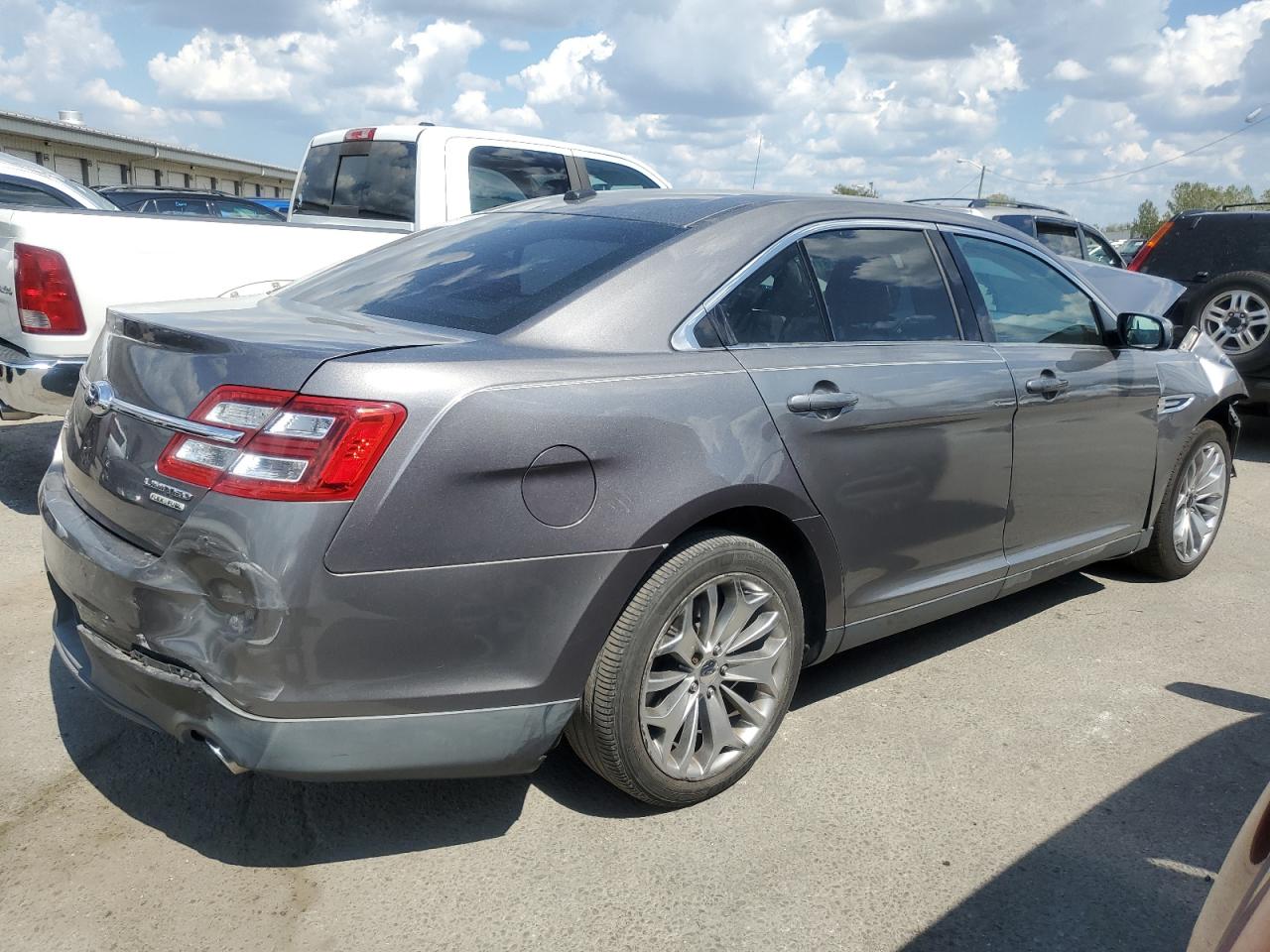 Lot #2826419139 2013 FORD TAURUS LIM