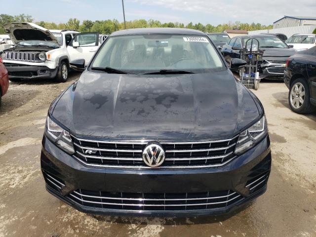 2017 VOLKSWAGEN PASSAT R-L - 1VWDT7A38HC055264