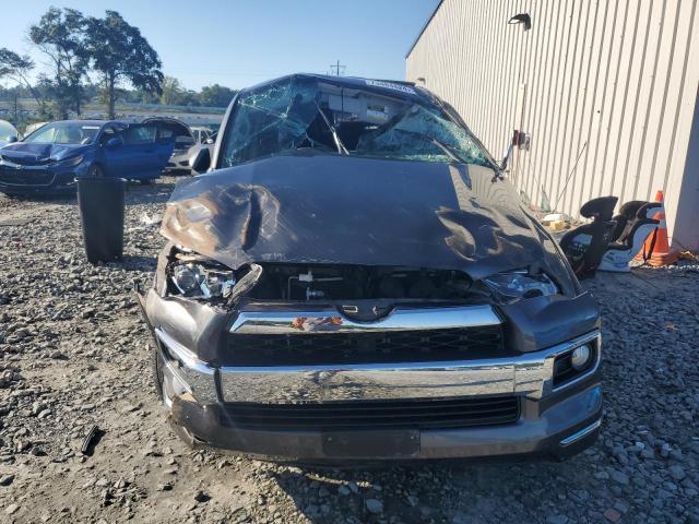 2018 TOYOTA 4RUNNER SR - JTEZU5JR0J5180215