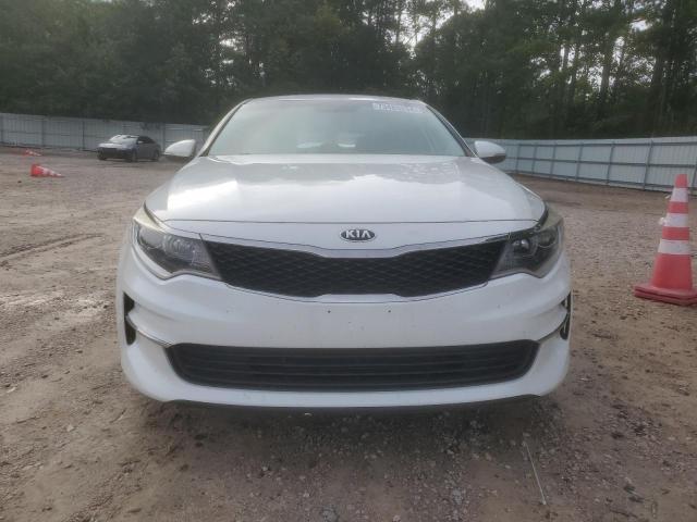 VIN 5XXGT4L35HG153647 2017 KIA Optima, LX no.5