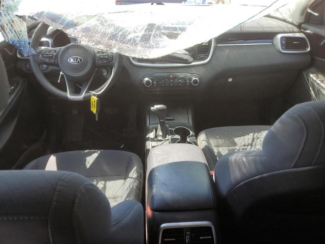 VIN 5XYPGDA56JG422586 2018 KIA Sorento, LX no.8