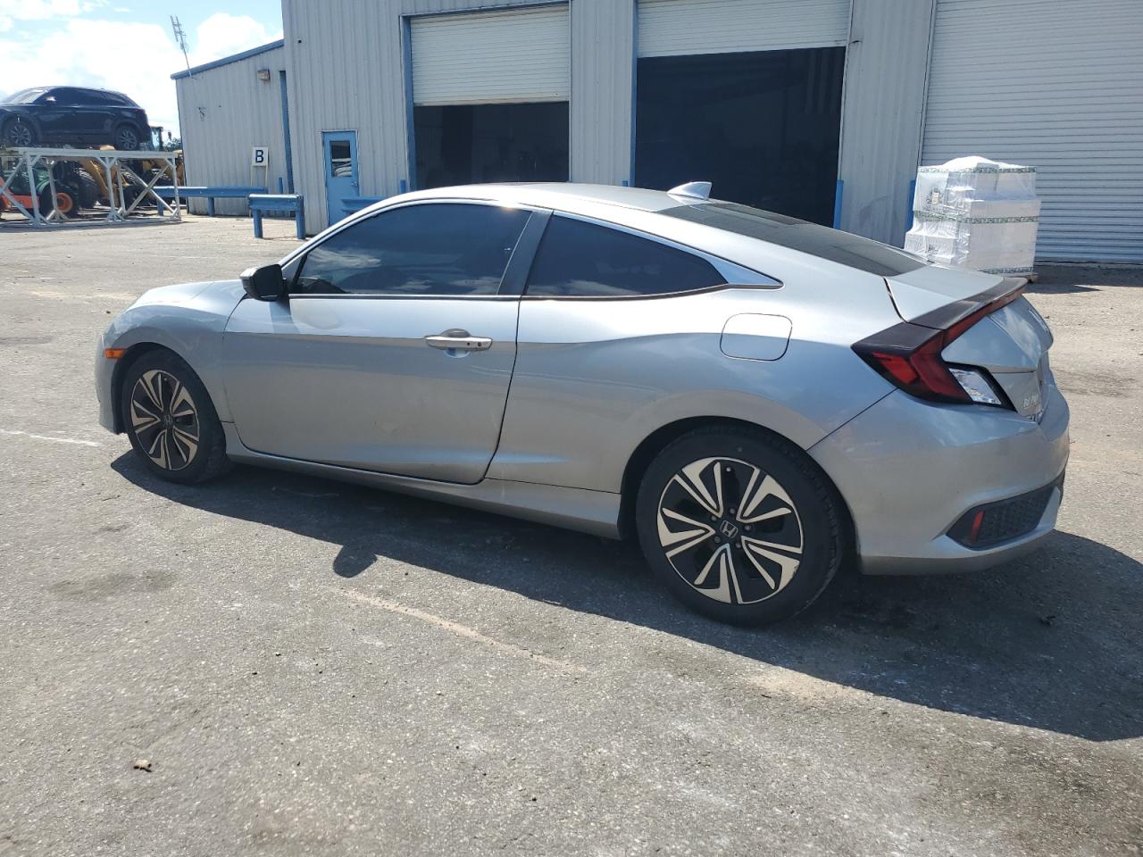 Lot #2972348425 2018 HONDA CIVIC EX