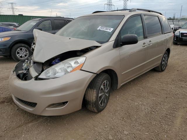 Toyota SIENNA CE