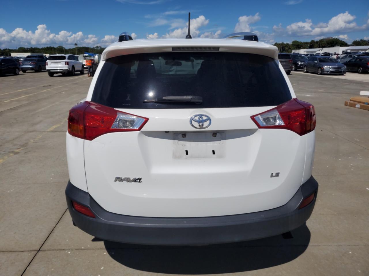 Lot #2996566596 2015 TOYOTA RAV4 LE