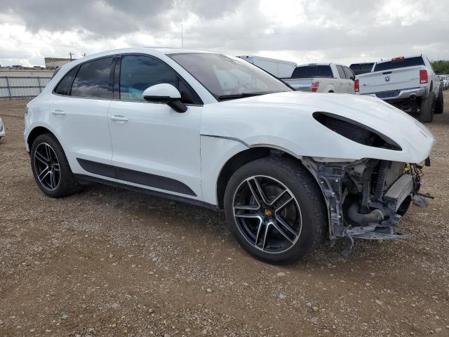 VIN WP1AA2A51LLB13805 2020 PORSCHE MACAN no.4