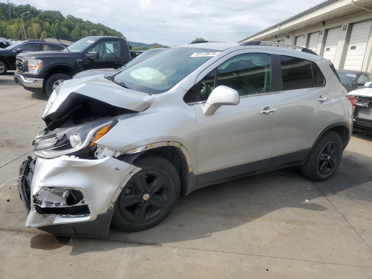 KL7CJLSBXJB588261 CHEVROLET TRAX 1LT 2018