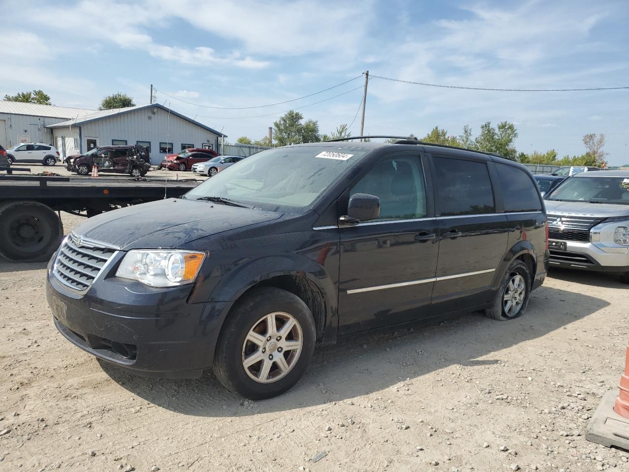  Salvage Chrysler Minivan