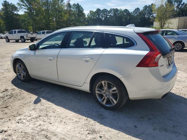 VIN YV140MEK2F1261727 2015 Volvo V60, Premier no.2