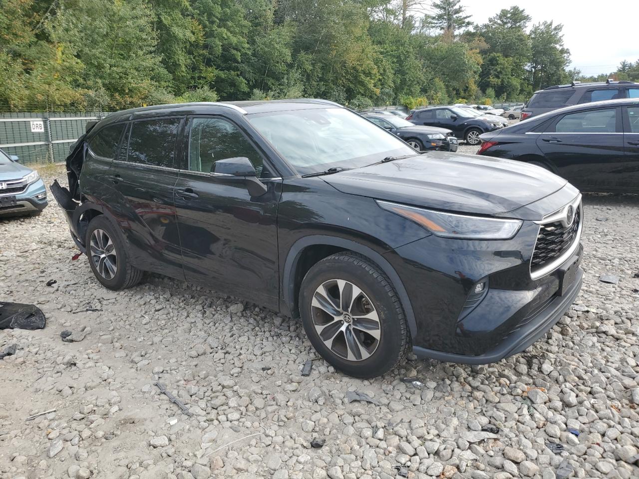 Lot #2928696760 2021 TOYOTA HIGHLANDER