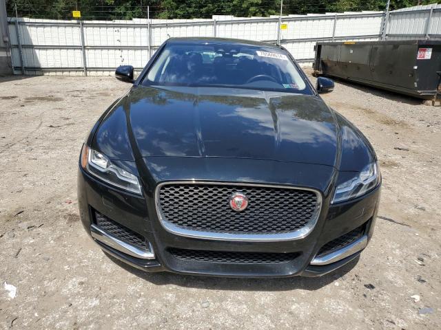 VIN SAJBK4BV5HCY26289 2017 Jaguar XF, Prestige no.5