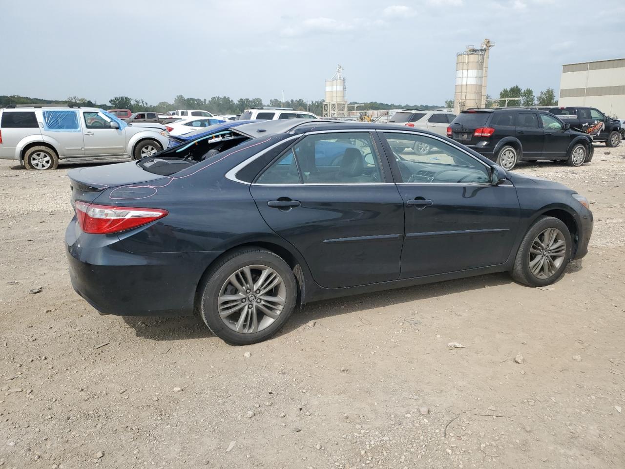 Lot #2955604710 2017 TOYOTA CAMRY LE