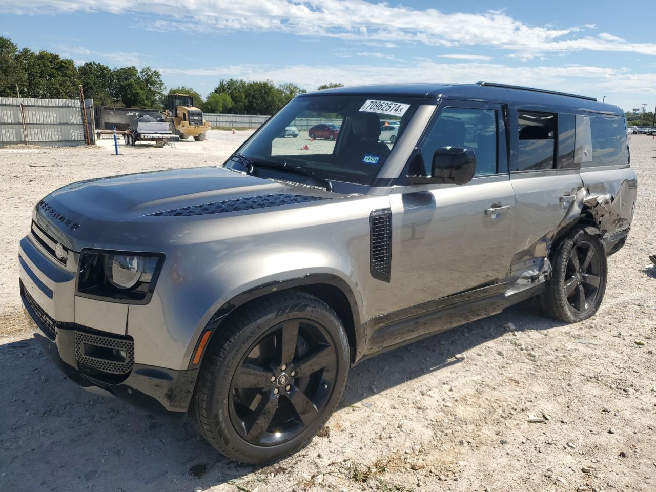 Lot #2945540135 2023 LAND ROVER DEFENDER 1