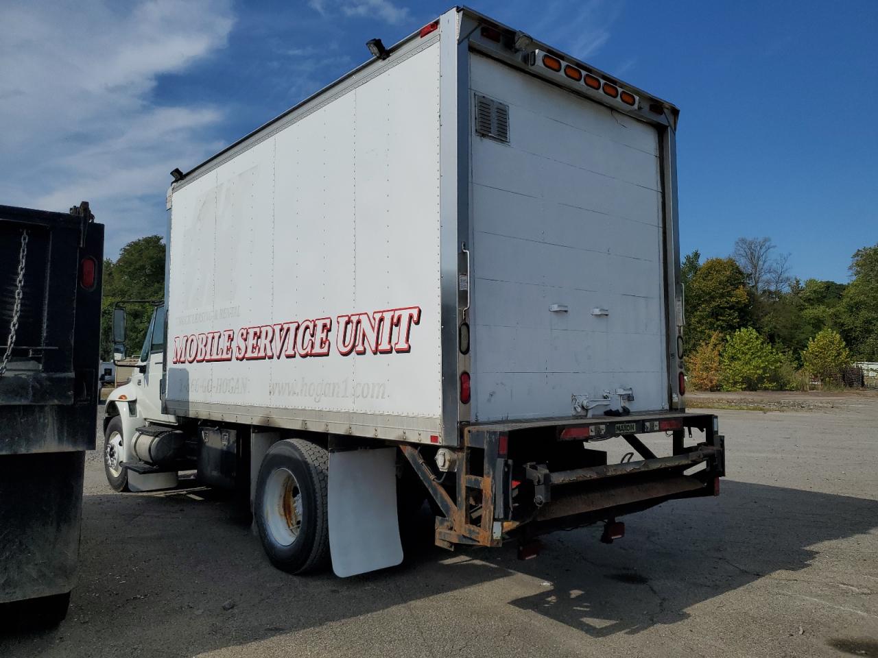 Lot #2855035927 2008 INTERNATIONAL 4000 4300