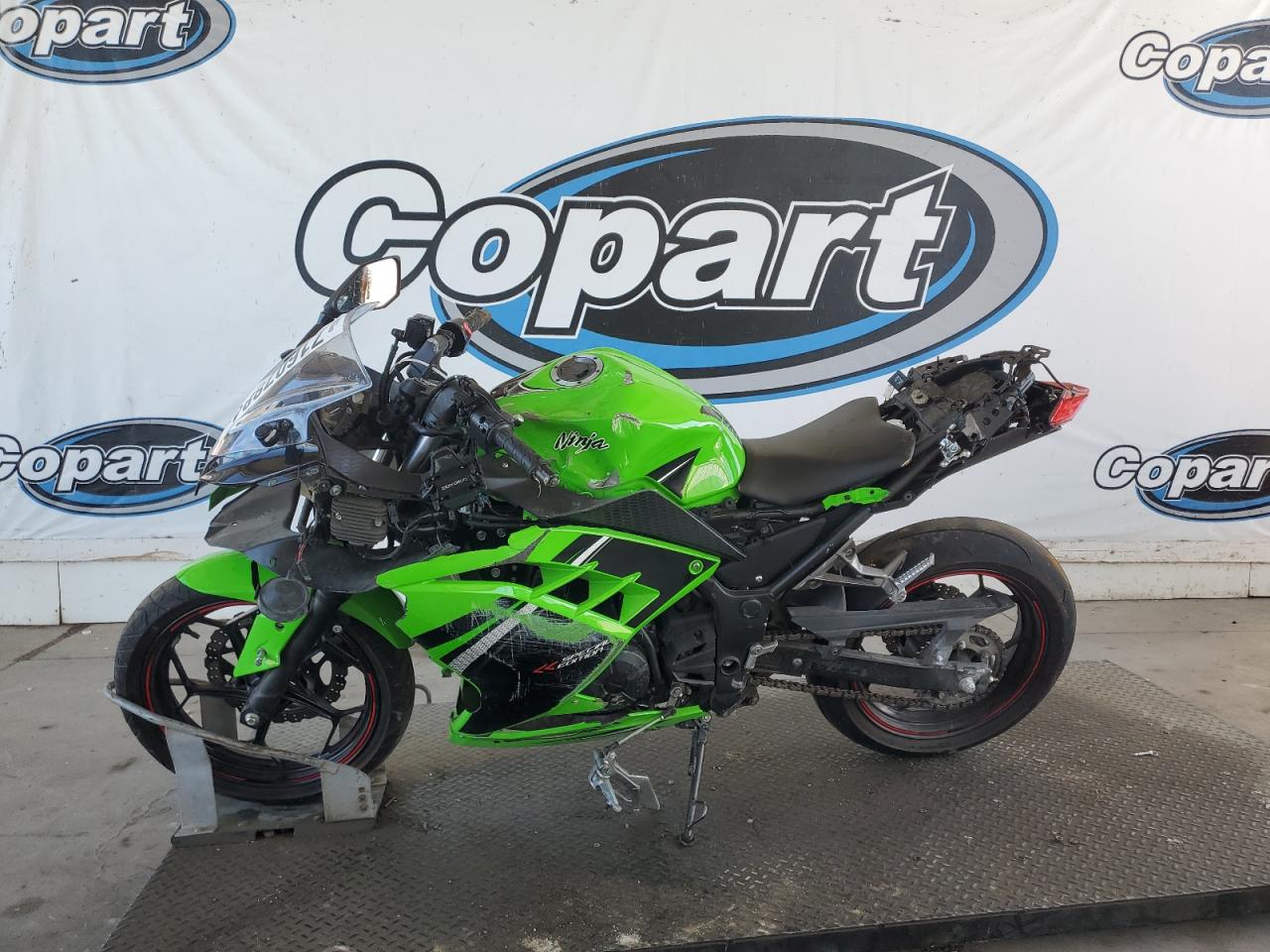 Lot #2972498897 2014 KAWASAKI EX300 A