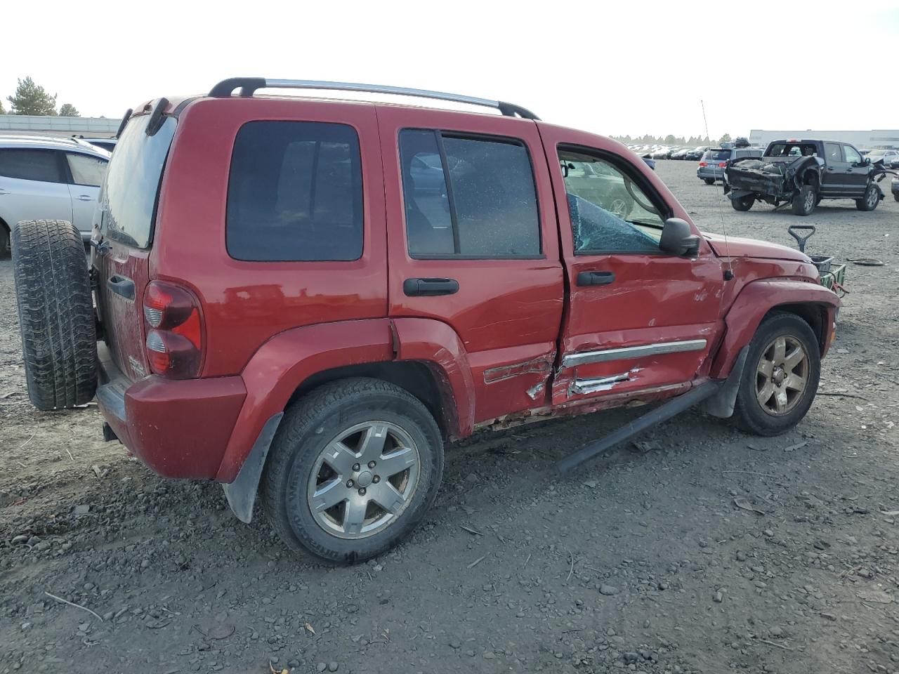 JEEP LIBERTY LI 2006 red  gas 1J4GL58K36W164514 photo #4