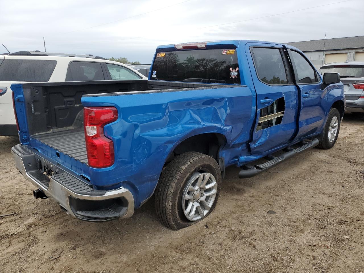 Lot #2955356549 2023 CHEVROLET SILVERADO