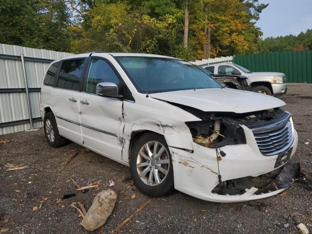 2016 CHRYSLER TOWN & COU - 2C4RC1GG0GR174965