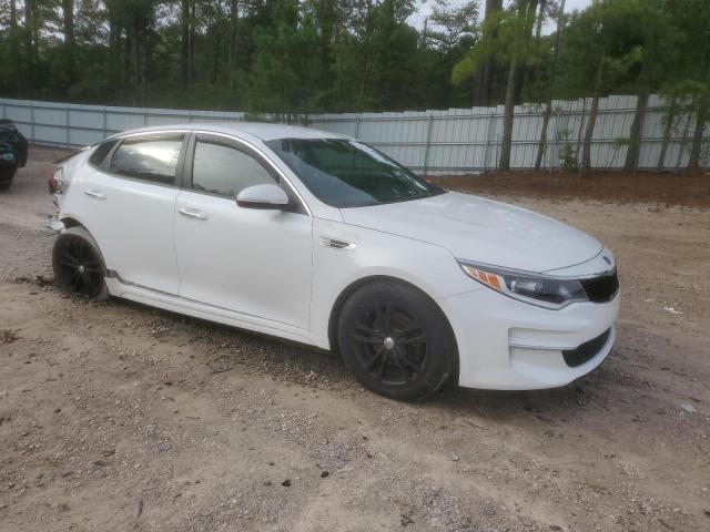 VIN 5XXGT4L35HG153647 2017 KIA Optima, LX no.4