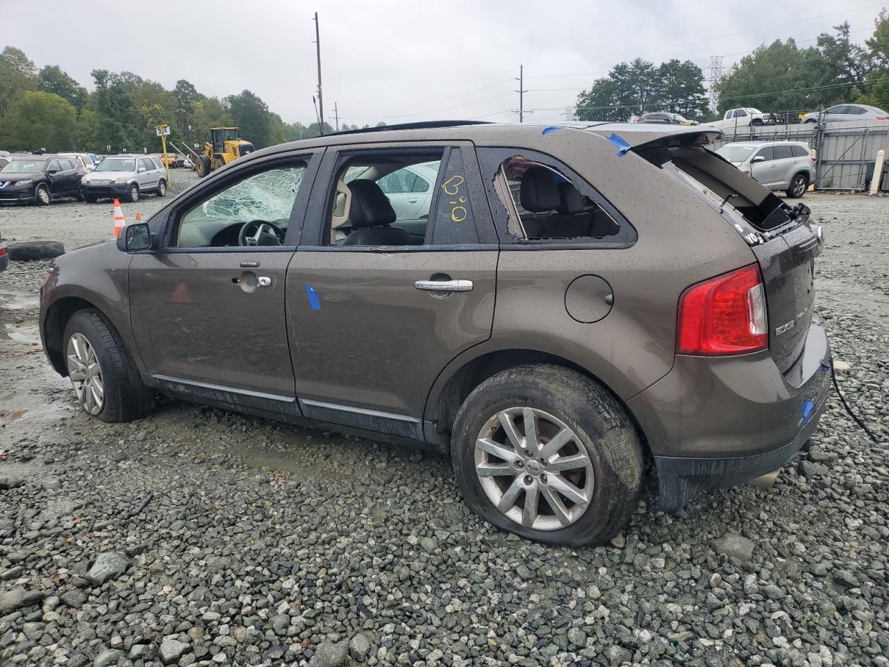 Lot #2856913228 2011 FORD EDGE SEL