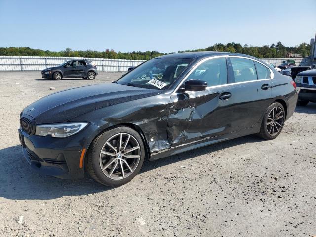 VIN 3MW5R7J52K8B02100 2019 BMW 3 Series, 330XI no.1