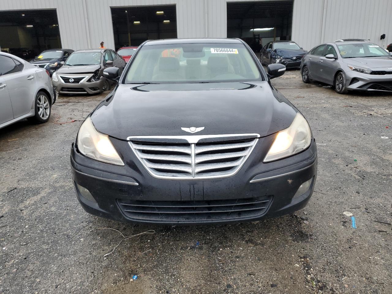 Lot #3028617913 2013 HYUNDAI GENESIS 3.