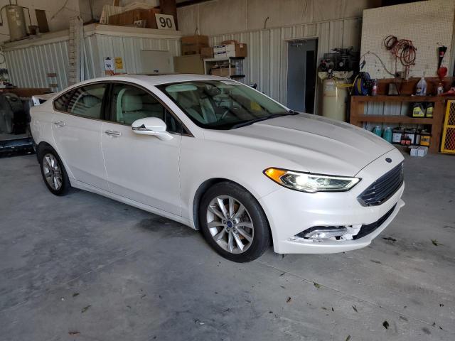 VIN 3FA6P0HD0HR107614 2017 Ford Fusion, SE no.4